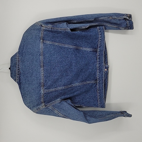 Old Navy Womens Cropped Jean Jacket 100% Cotton Denim Size M - Picture 4 of 10